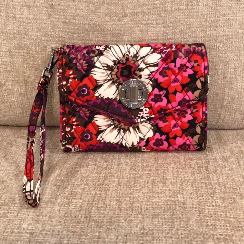 NWOT Vera Bradley wristlet/wallet
